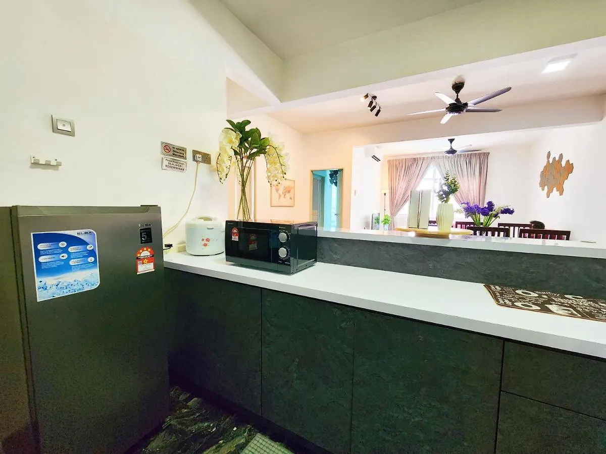 Klia 7Th Floor Pool View 4 Rooms Suite Sepang 0*,  Malaysia