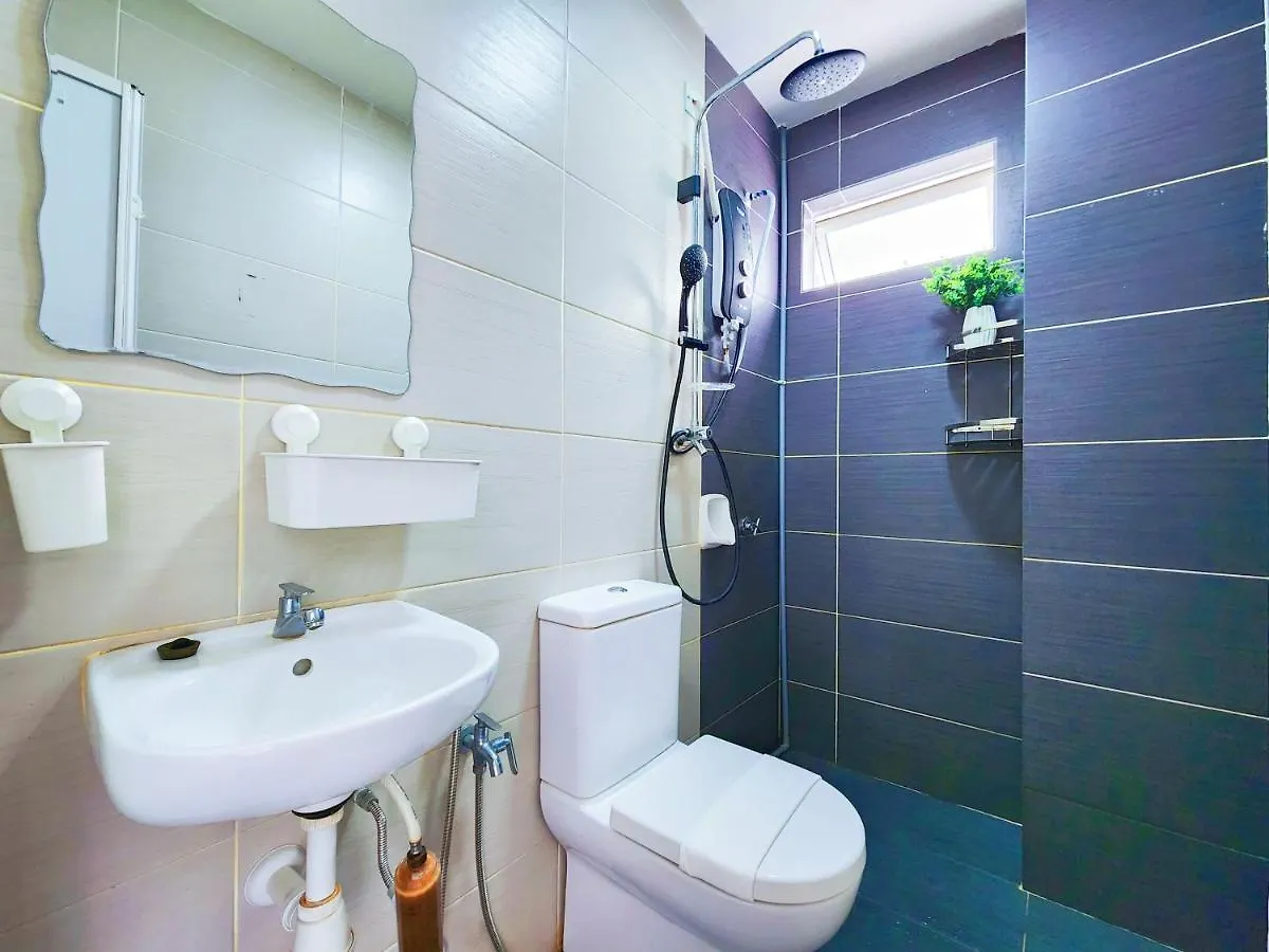 Apartment Klia 7Th Floor Pool View 4 Rooms Suite Sepang