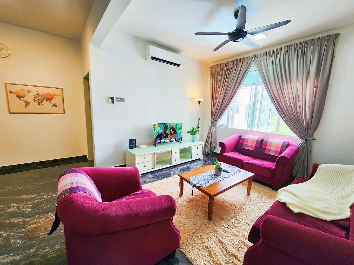 Klia 7Th Floor Pool View 4 Rooms Suite Sepang